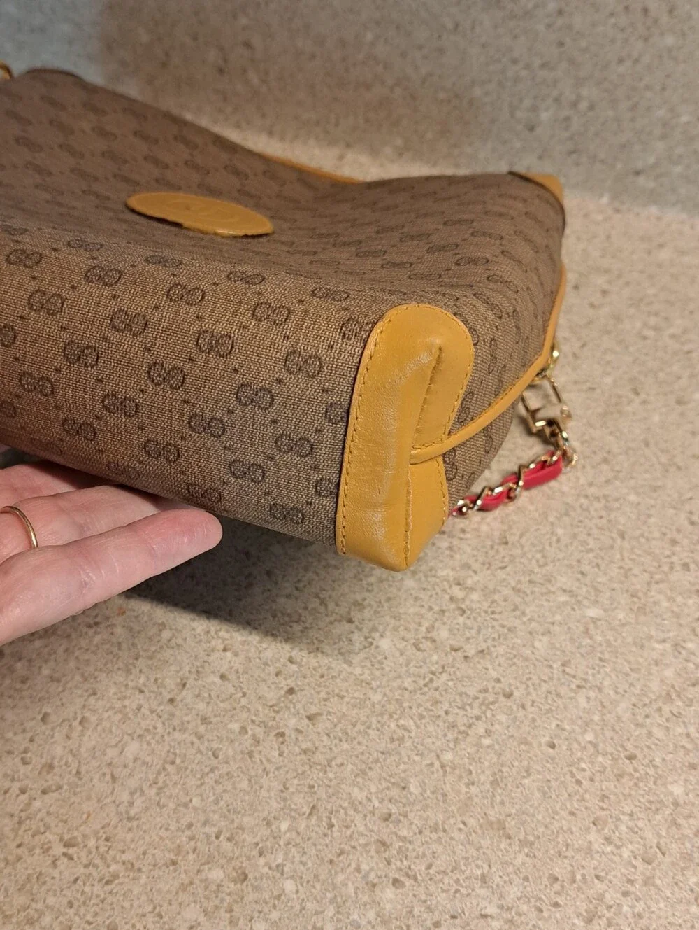 Gucci Shoulder Bag